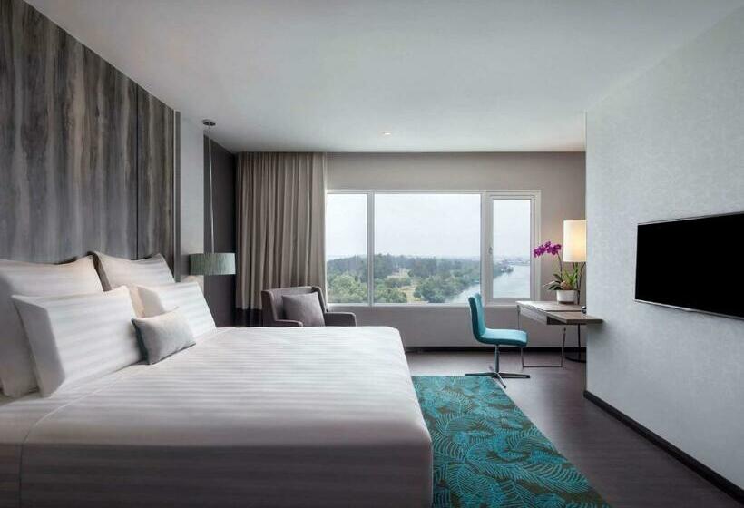 수피리어 룸 도시 전망, Pullman Miri Waterfront