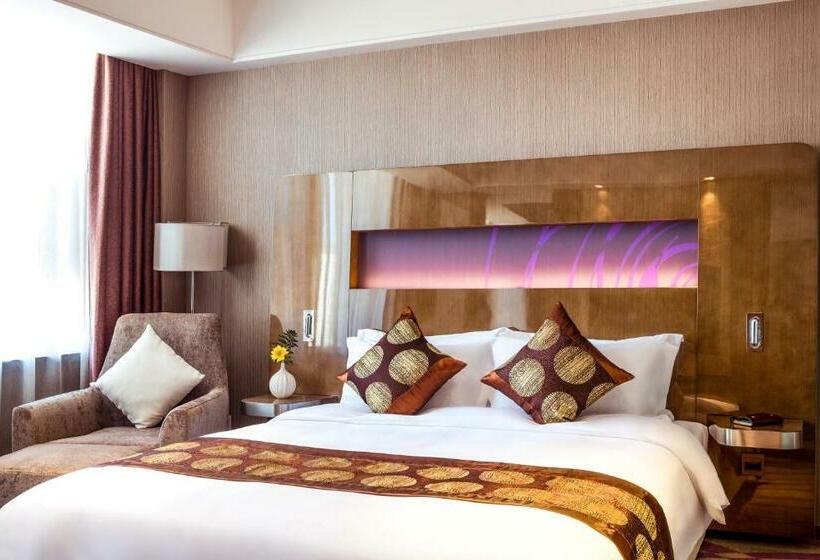Номер Superior Кровать Кинг, Novotel Daqing Haofang