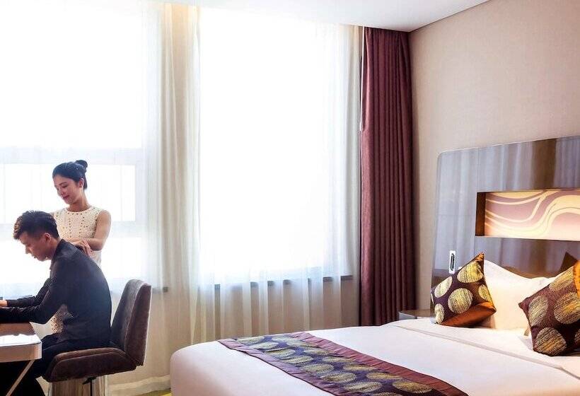 Полулюкс, Novotel Daqing Haofang