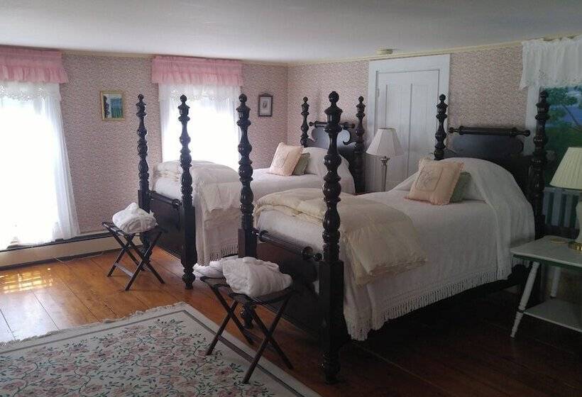 Номер Стандарт Вид на Сад, Harpswell Inn