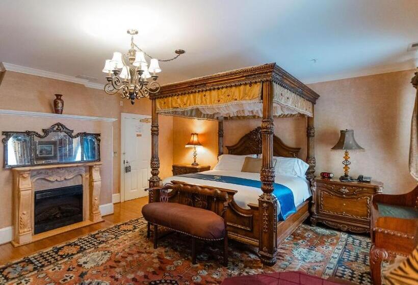 スタンダードルーム, 1840s Carrollton Inn