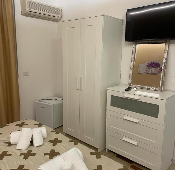 اتاق استاندارد سه تخته با بالکن, Solaris Paestum