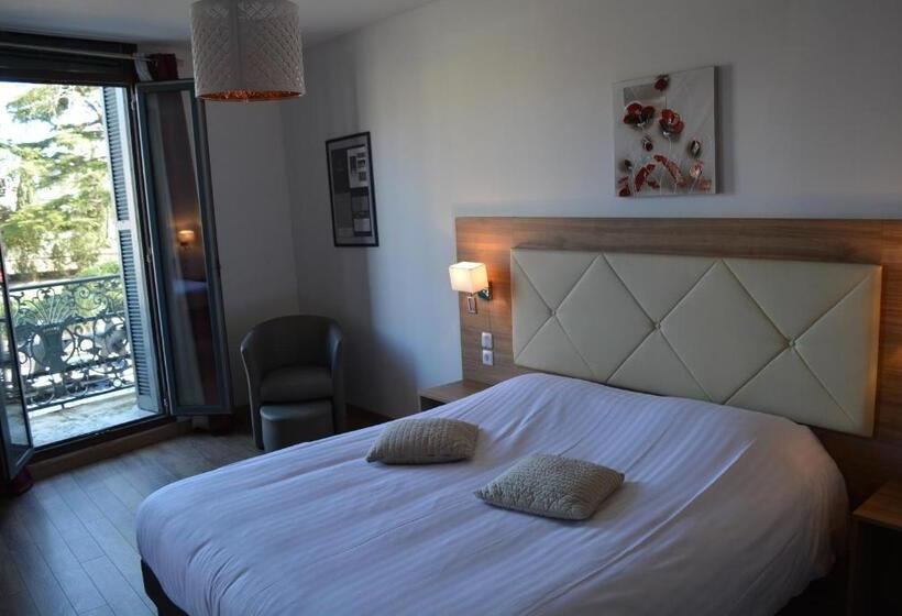 Номер Superior, Le Grand Hôtel Molière