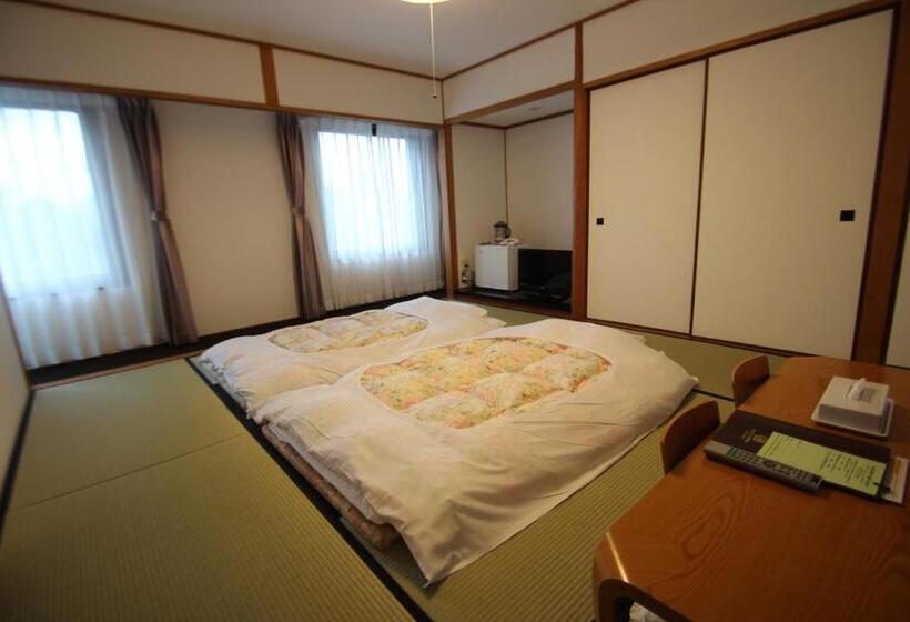 Номер Стандарт, Select Royal Yatsushiro