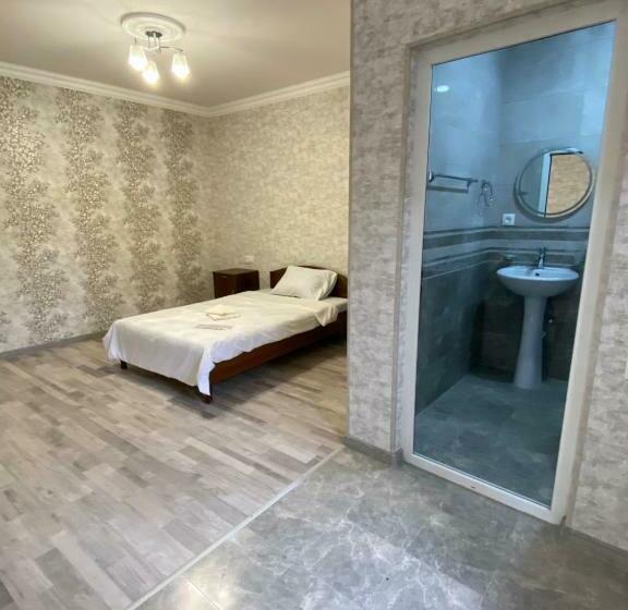 标准间, Yeghevni Guest House In Odzun
