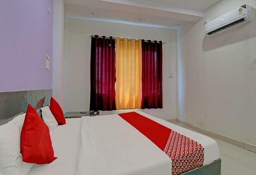 Трехместный Номер Классика, Oyo Flagship Holiday Banaras Stay