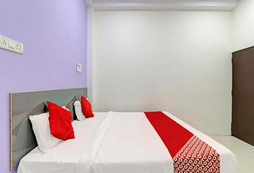 Трехместный Номер Классика, Oyo Flagship Holiday Banaras Stay
