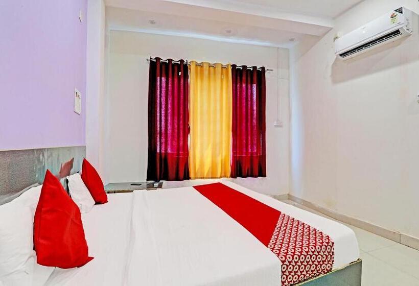 Трехместный Номер Классика, Oyo Flagship Holiday Banaras Stay