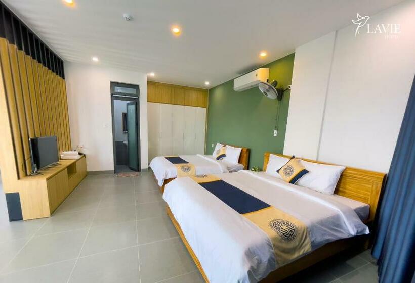 اتاق لوکس خانوادگی, Khách Sạn Lavie Hotel Quảng Ngãi