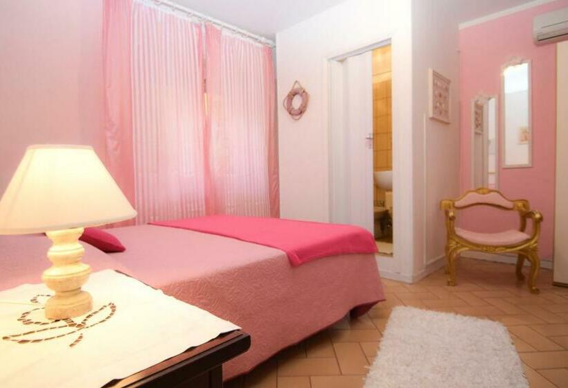 标准间, Villa Denia