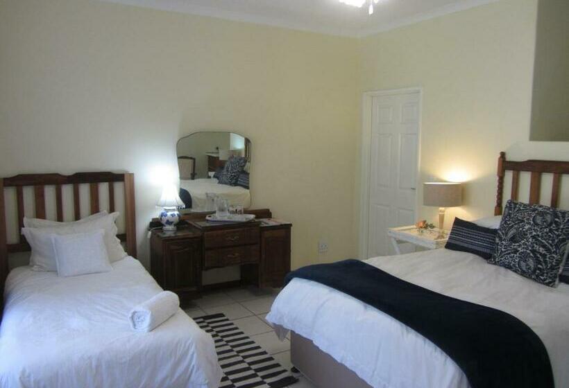 Номер Deluxe, The Guest House Pongola