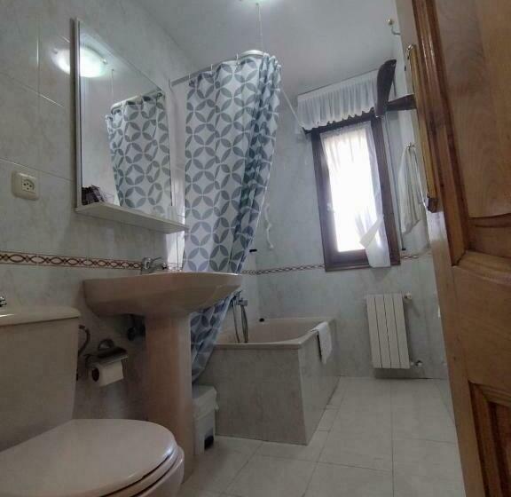 Номер Стандарт, Hostal La Parrilla