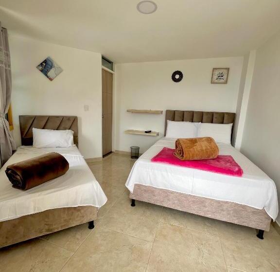 标准三人间, Casona Hotel La Divisa