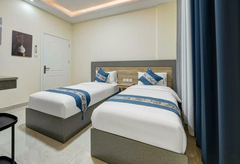 اتاق استاندارد, Three Palms Suites