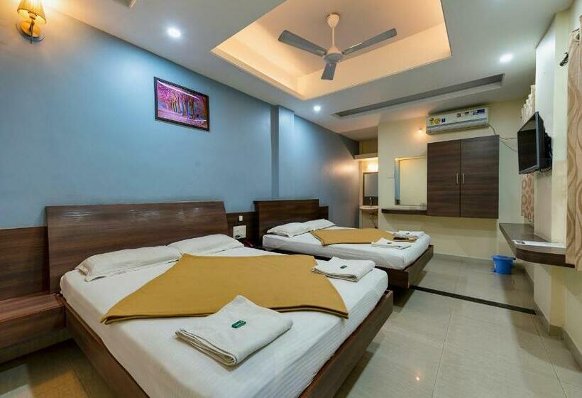 Четырехместный Номер Стандарт, Radhakrishna Couple Friendly