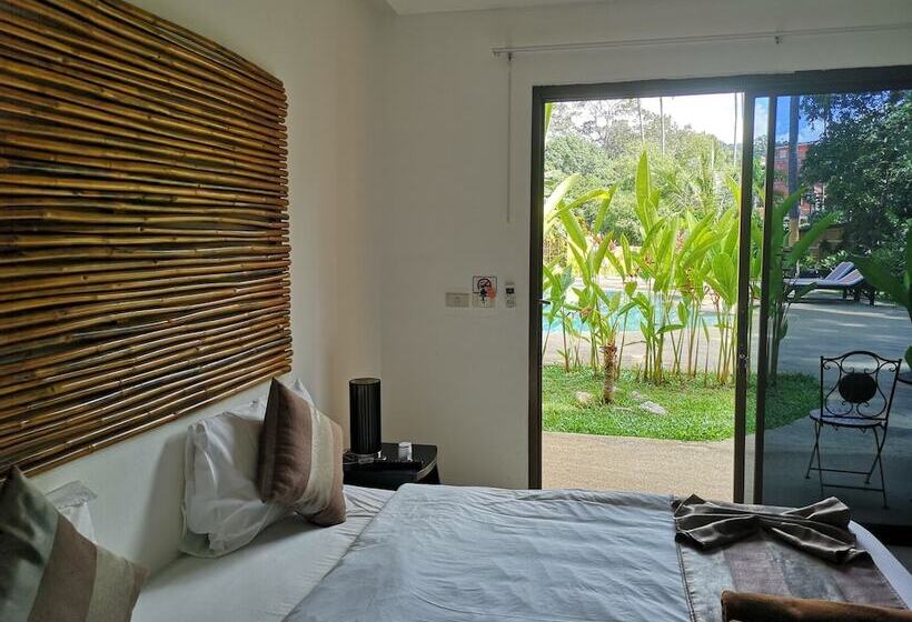 家庭间, Hacia Leisure Resort