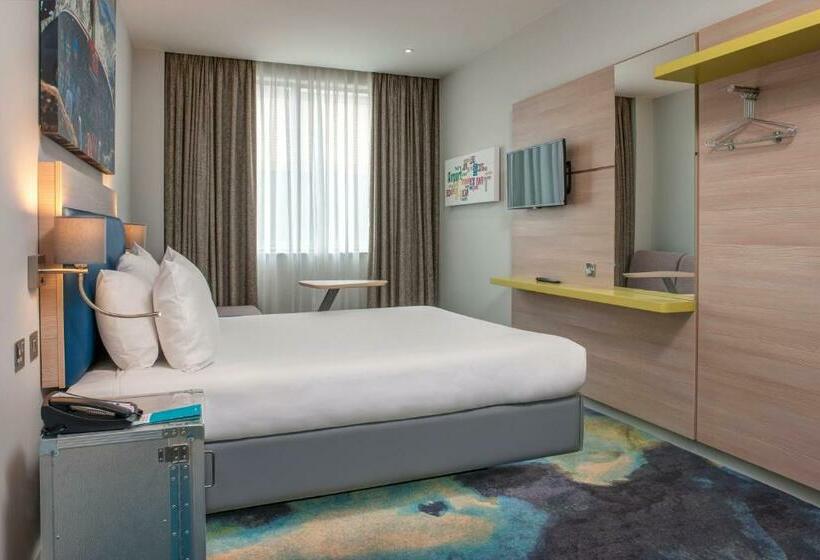标准间, Ibis Styles London Heathrow Airport
