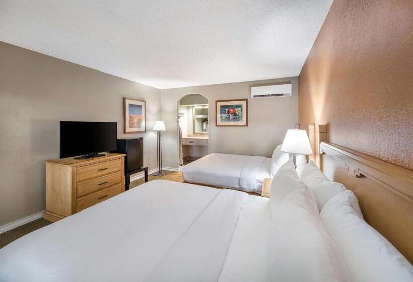 Номер Стандартный Кровать Куин, Pearl On The Concho Surestay Collection By Best Western