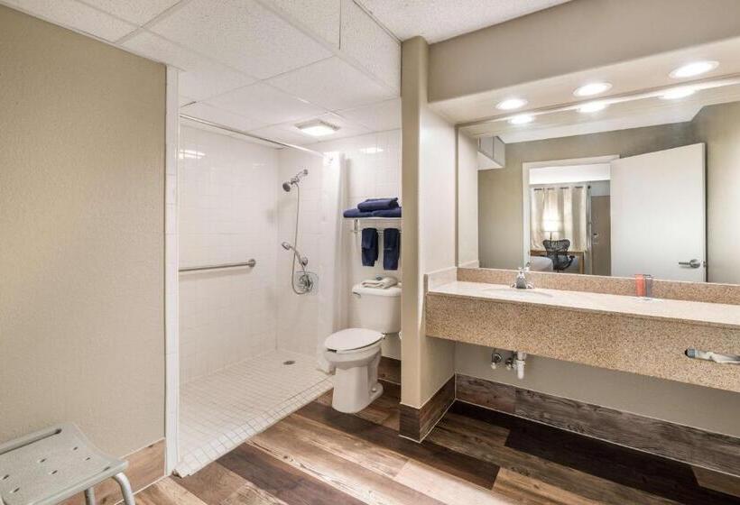Люкс Адаптированный для Инвалидов, Pearl On The Concho Surestay Collection By Best Western