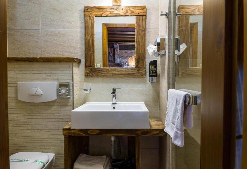 Люкс Дюплекс, Wellness Penzion Strachan