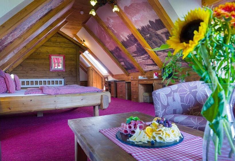 Люкс Повышенной Комфортности, Wellness Penzion Strachan