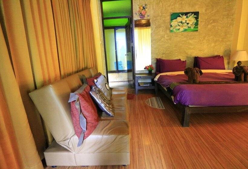 اتاق لوکس با چشم‌انداز باغ, White Sand Beach Resort