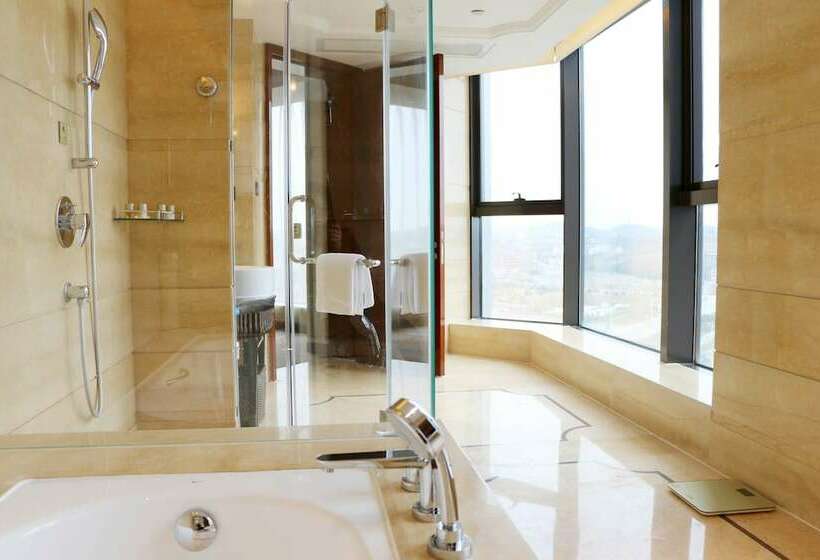 Номер Deluxe, Wyndham Grand Plaza Royale Xianglin Shaoyang