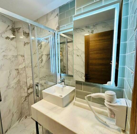 Номер Стандарт, Nice Royal Suite