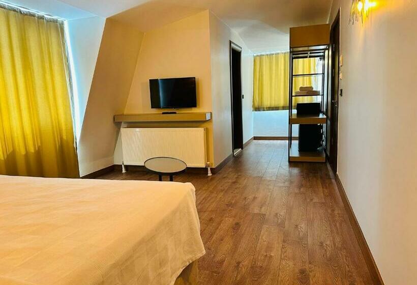 Номер Deluxe, Nice Royal Suite