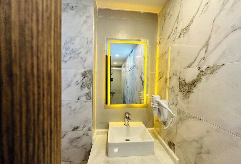Семейный Номер, Nice Royal Suite
