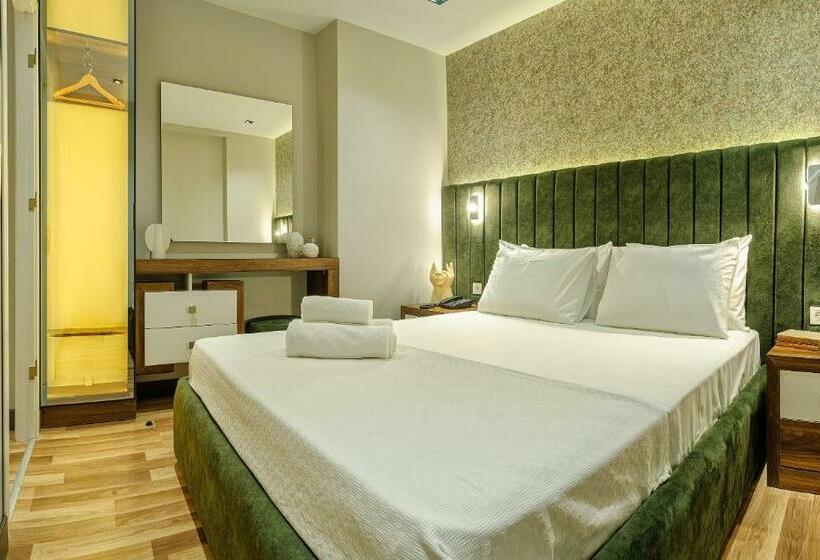 高级套房, La Mia Suites