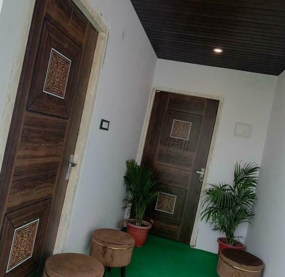 Номер Deluxe с Балконом, Privyrooms