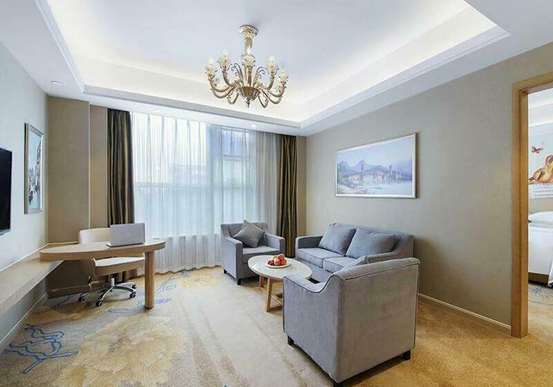 Люкс с Видом, Vienna International Hotel Jurong Huayang