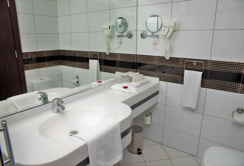 اتاق استاندارد با تخت بزرگ, Best Western Plus Salmiya