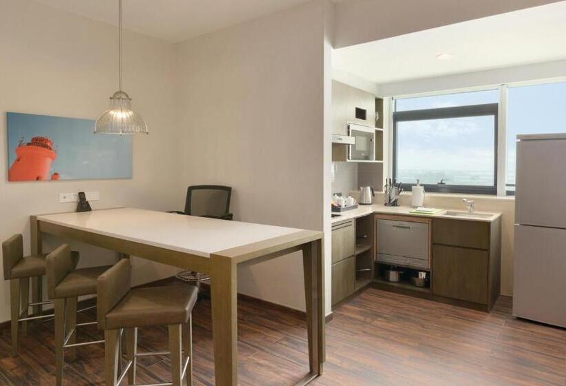 Студио Стандарт Кровать Кинг, Hyatt House Shenzhen Airport