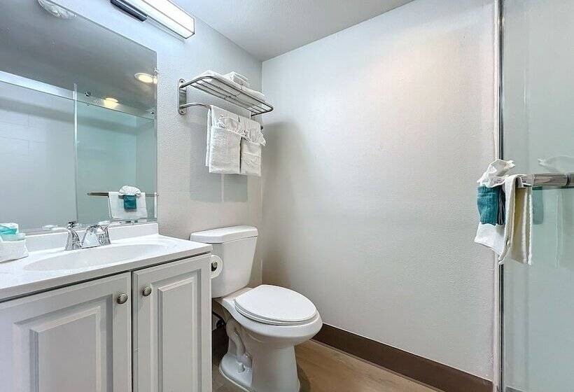 Люкс, Stayable Kissimmee East