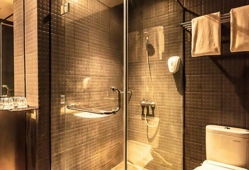 اتاق لوکس, Yellow Bee Tangerang