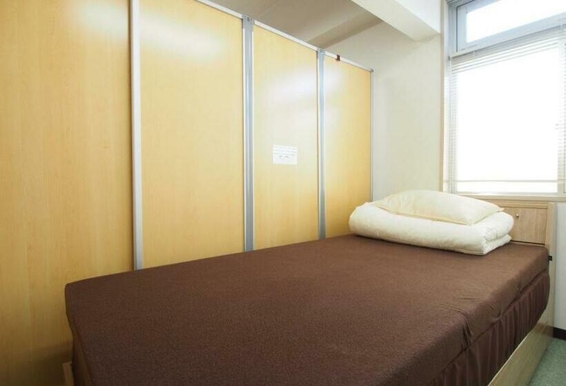 Кровать в Общей Комнате, Omotenashi Hostel Miyajima