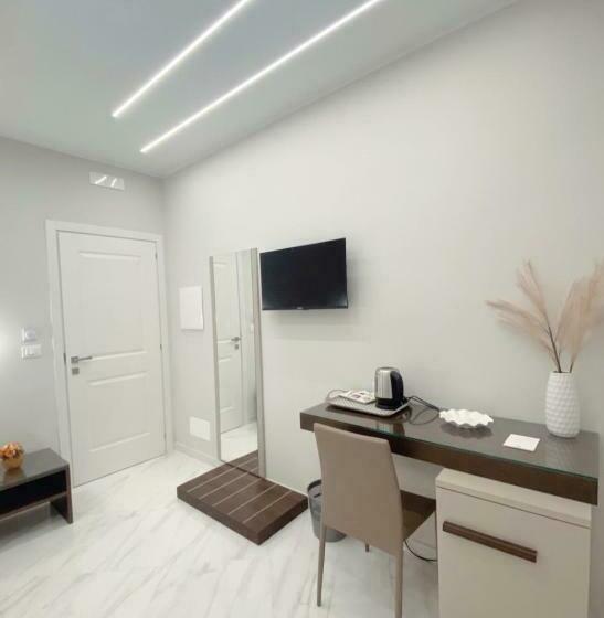 スタンダードトリプルルーム, Meligrana Central Rooms