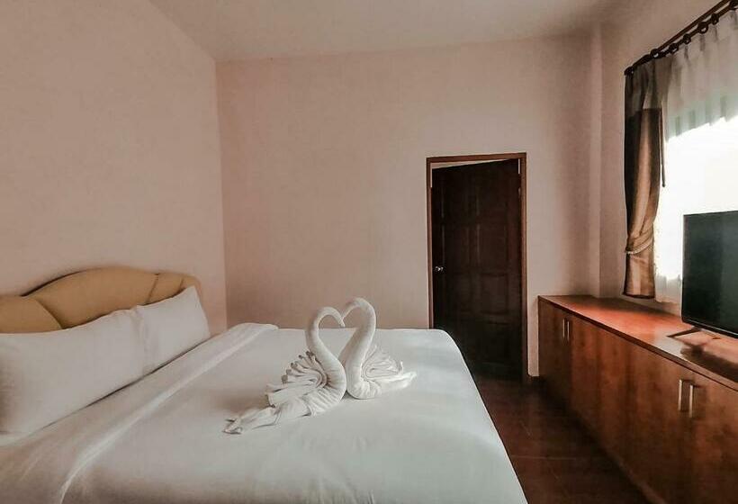 Люкс, Chaithalay Khanom Resort