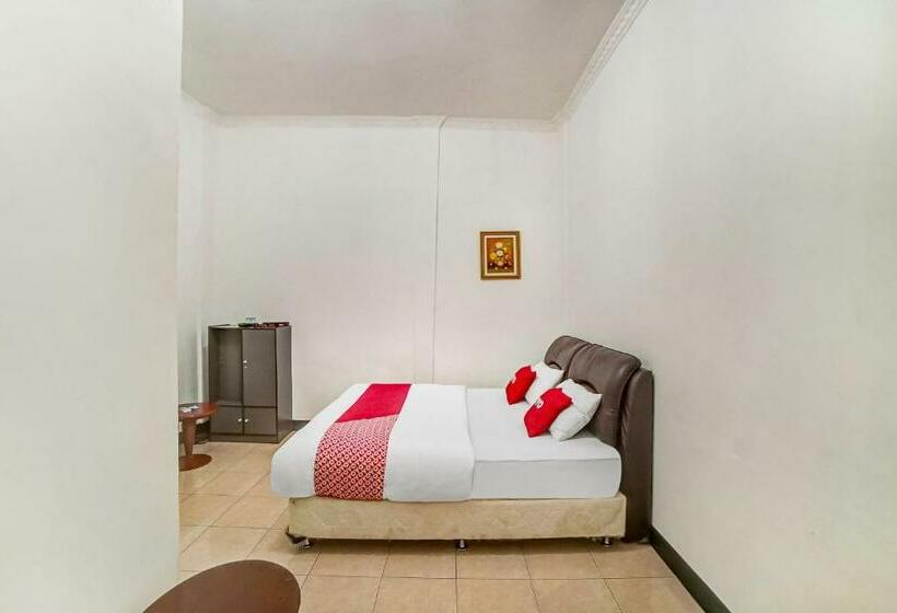 Номер Deluxe, Oyo 90834 Hotel Anugrah