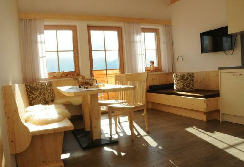 Апартаменты 2 Спальни, Gerlhof