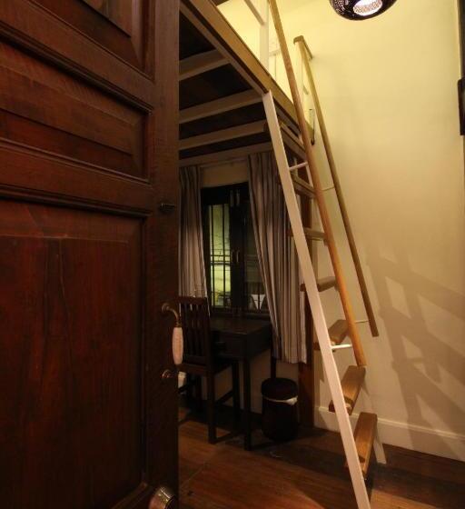 스탠다드 스튜디오, Baan Luang Rajamaitri Historic Inn
