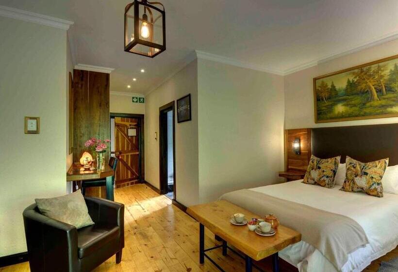 Трехместный Номер Deluxe, Malachite Manor
