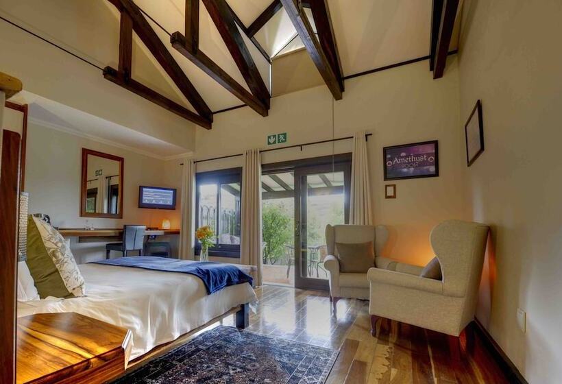 Номер Deluxe, Malachite Manor