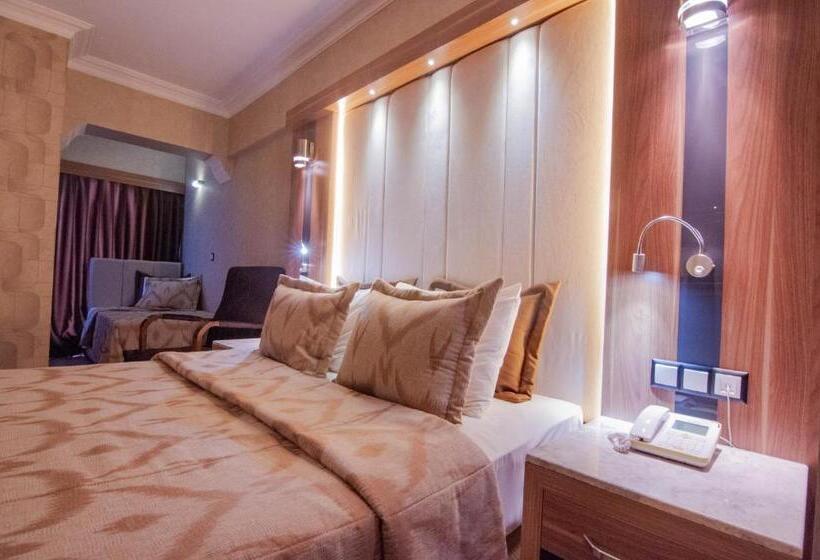 Семейный Номер Вид на Море, Laur Hotels Experience & Elegance