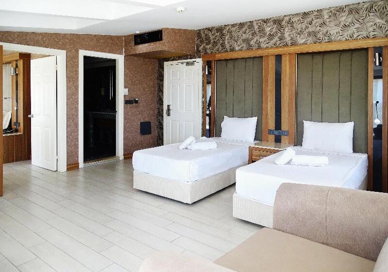 家庭房带园景, Laur Hotels Experience & Elegance