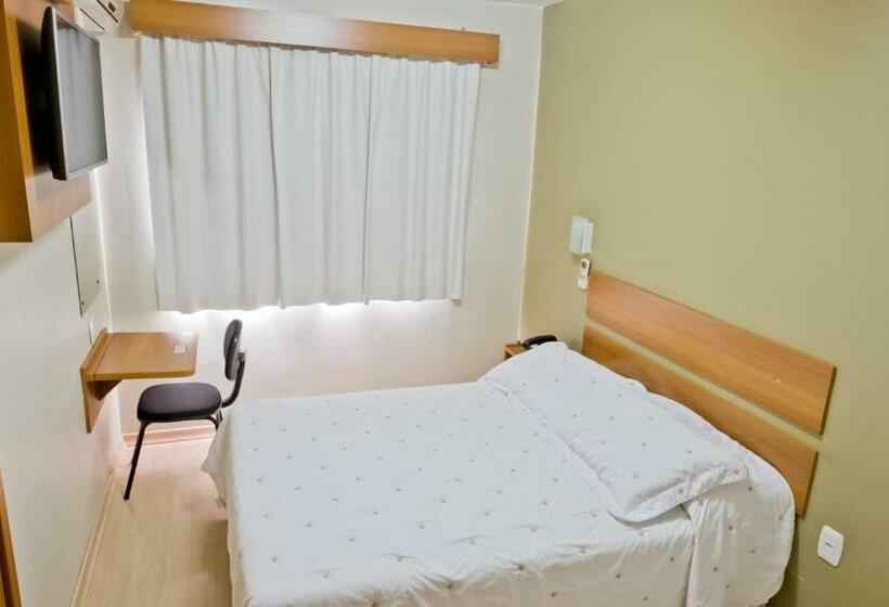 디럭스 룸, Tri Hotel Centro Chapecó