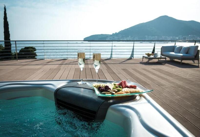 , Dukley Hotel & Resort