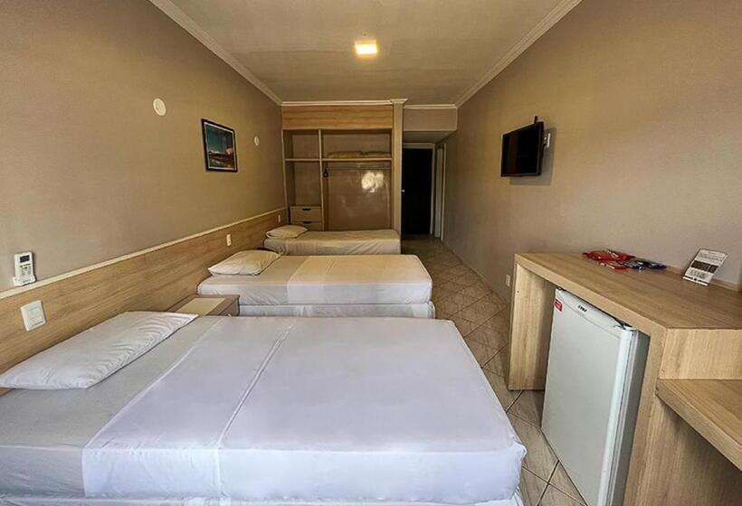 豪华三人间, Econotel